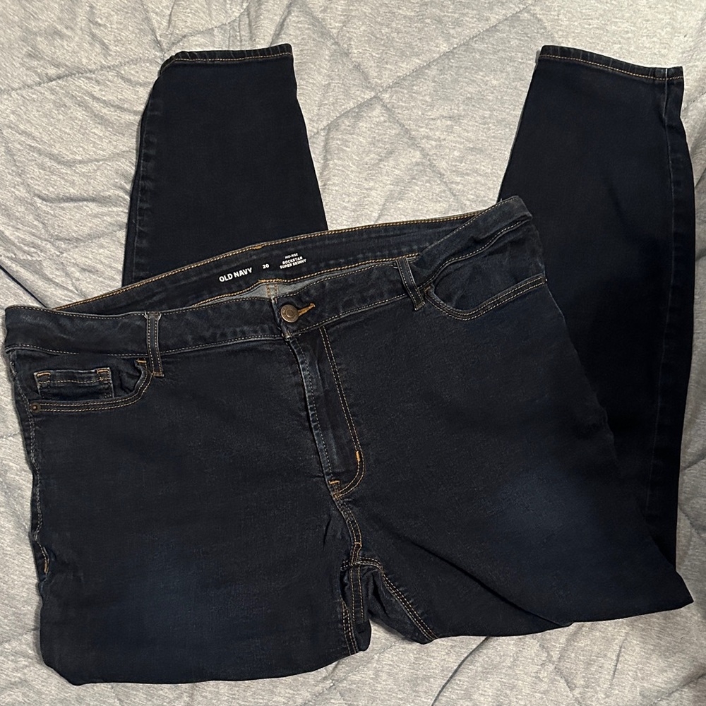Old Navy Women’s Mid Rise Rockstar Super Skinny Jeans Dark Blue